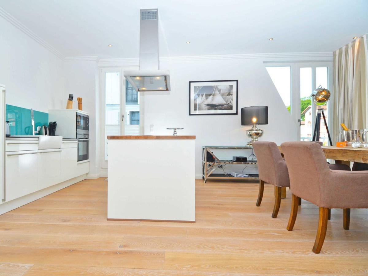 Villa "Johanna" Sellin - Wg12 Mit Kamin Und Zwei Balkonen Esterno foto